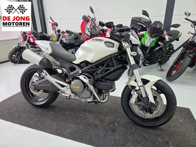 DUCATI MONSTER 696 – foto 4