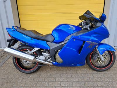 HONDA CBR 1100  XX SUPER BLACKBIRD – foto 2