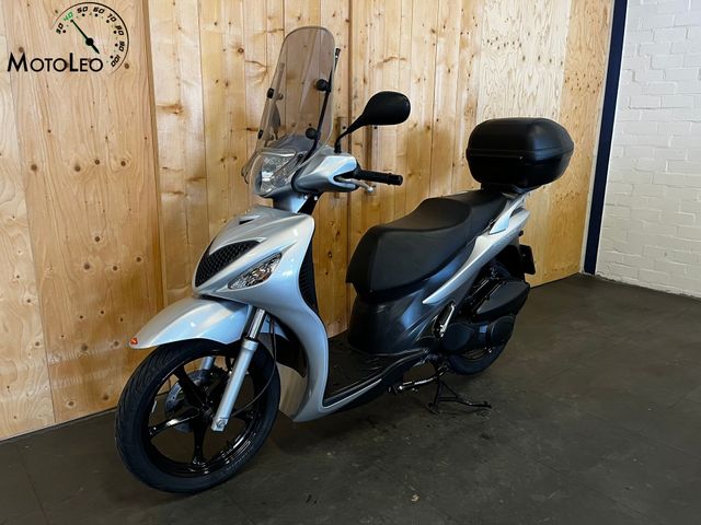 suzuki - sixteen-150