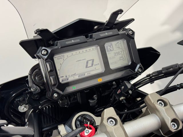yamaha - tracer-900-abs