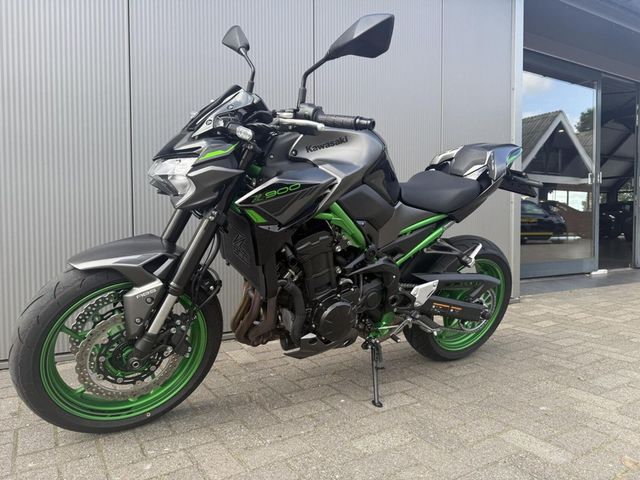 kawasaki - z900
