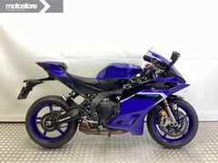 YAMAHA YZF R9