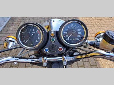 TRIUMPH BONNEVILLE  T  140 – foto 4