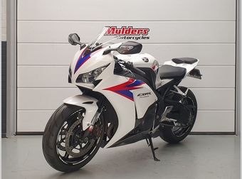 Honda CBR 1000 RR Fireblade 2011 occasion
