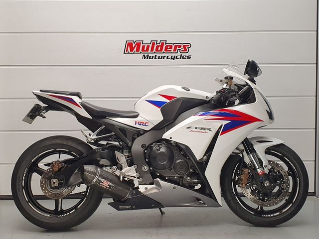 honda - cbr-1000-rr-fireblade