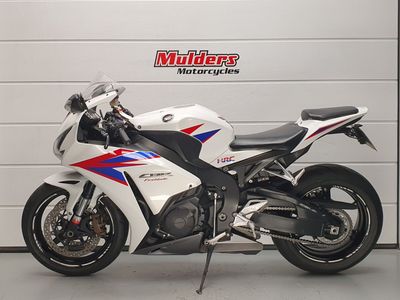 HONDA CBR 1000 RR FIREBLADE – foto 3