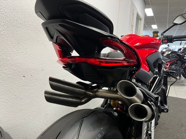 mv-agusta - brutale-1000