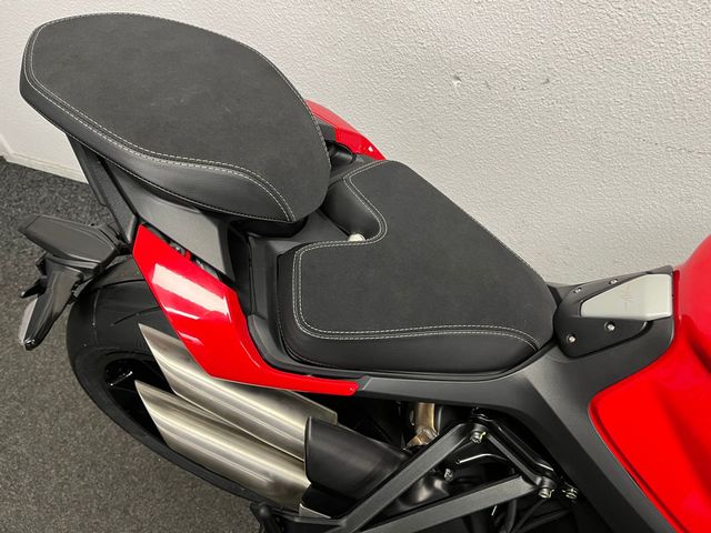 mv-agusta - brutale-1000