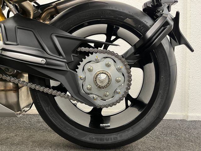 mv-agusta - brutale-1000