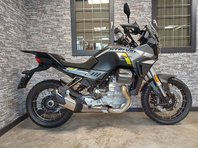 moto-guzzi - stelvio