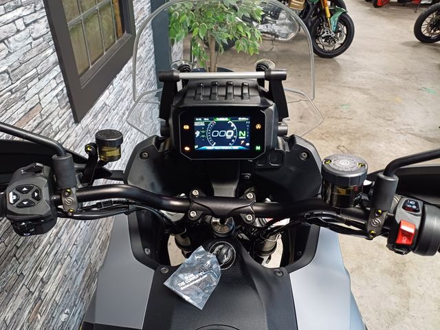 moto-guzzi - stelvio