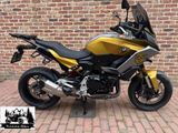 BMW F 900 XR