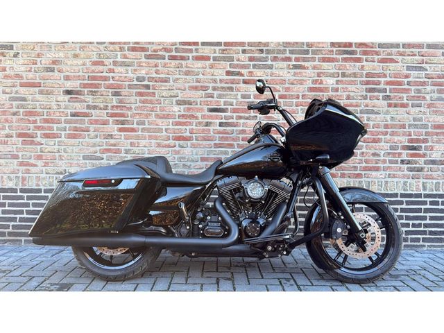 harley-davidson - road-glide-cvo-fltrxse