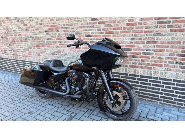 harley-davidson - road-glide-cvo-fltrxse