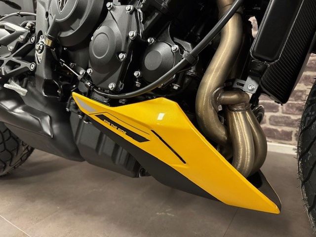 triumph - street-triple-rs