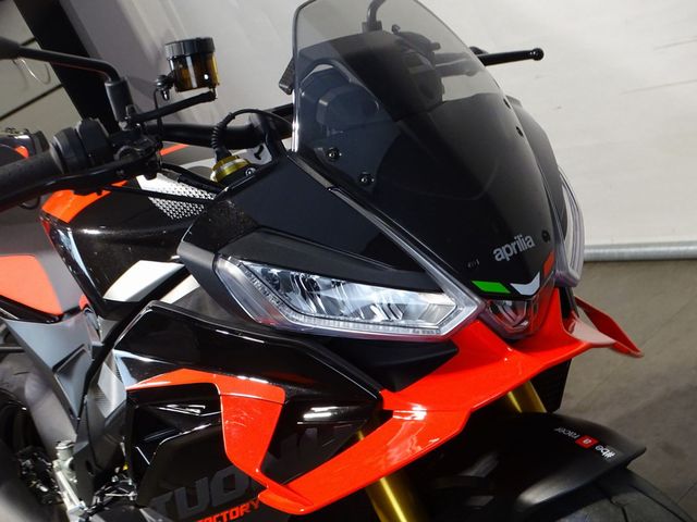 aprilia - tuono-v4