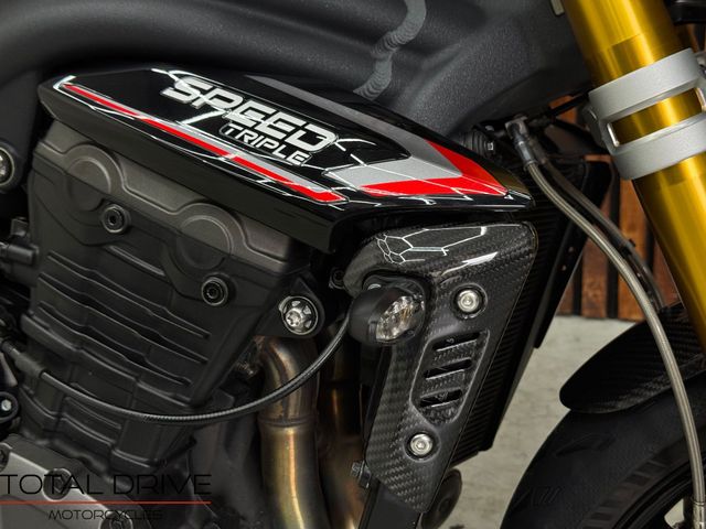 triumph - speed-triple-rs