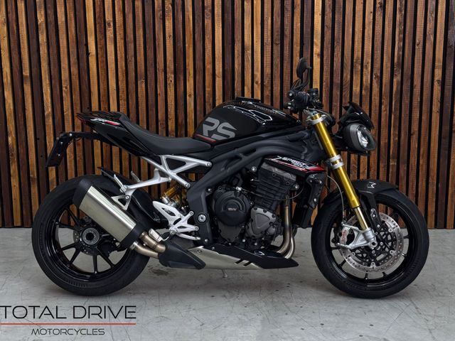 triumph - speed-triple-rs