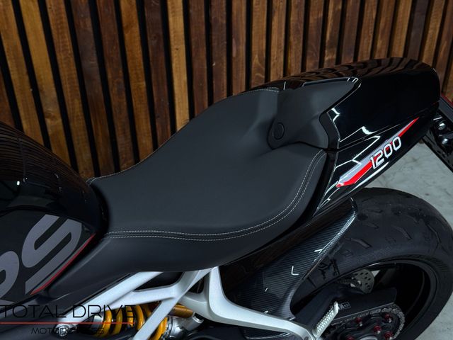 triumph - speed-triple-rs