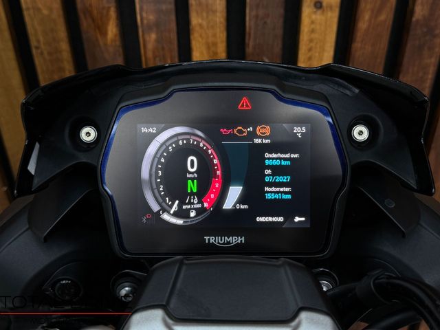 triumph - speed-triple-rs