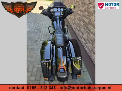HARLEY-DAVIDSON STREET GLIDE SPECIAL FLHXS – foto 4