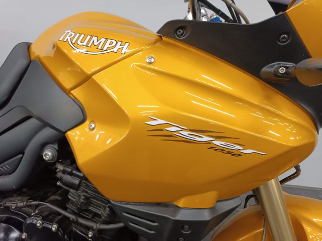 triumph - tiger-1050-abs