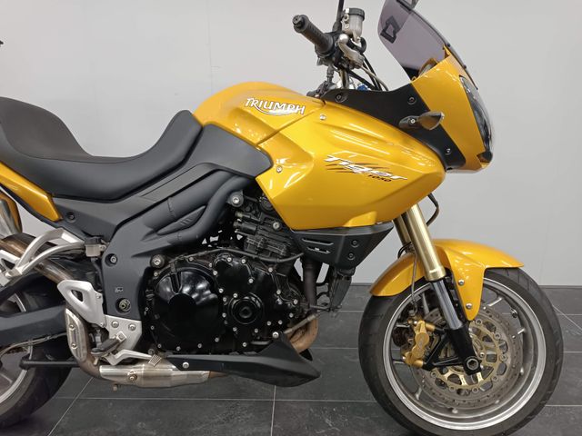 triumph - tiger-1050-abs