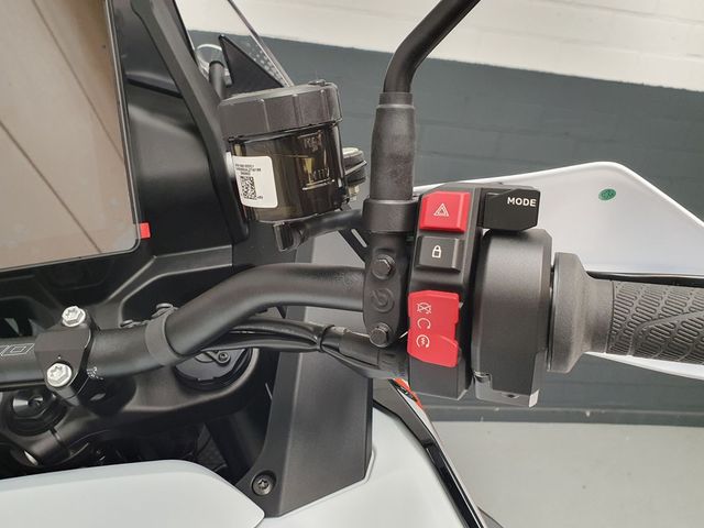 ktm - 1390-super-adventure-s