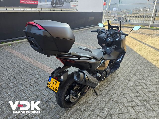 yamaha - tmax-tech-max