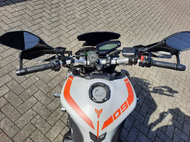 yamaha - mt-09-abs