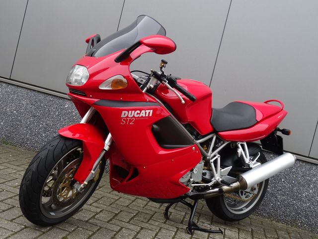 ducati - st-2