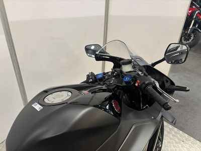 HONDA CBR 600 RR – foto 4