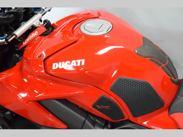 ducati - streetfighter-v4s
