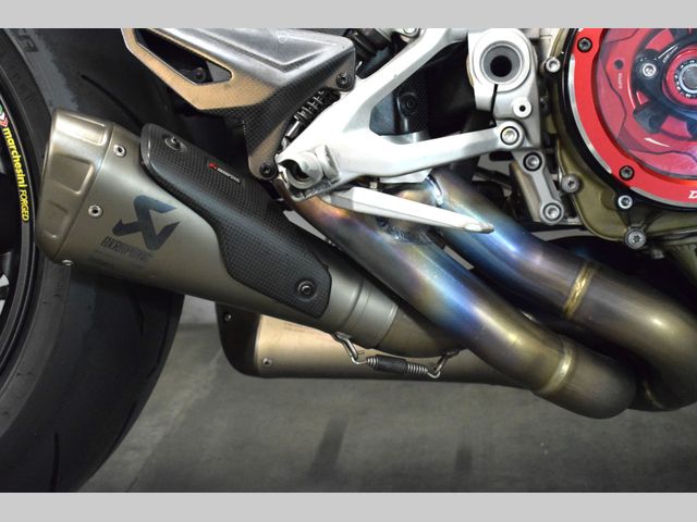 ducati - streetfighter-v4s
