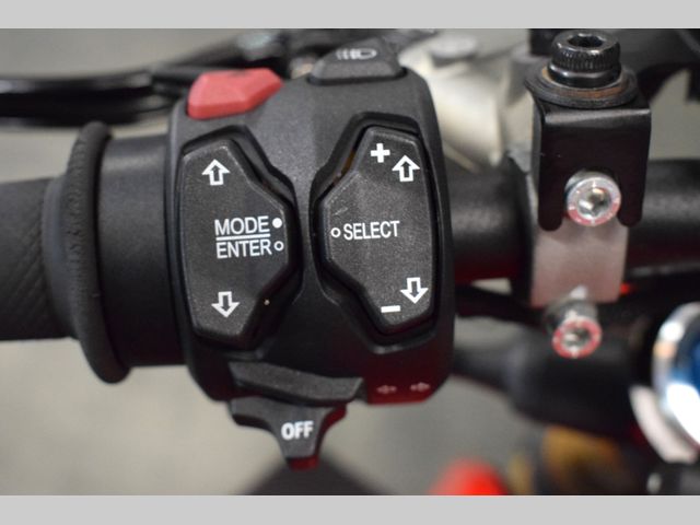 ducati - streetfighter-v4s