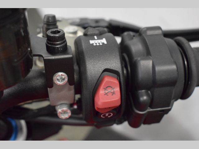 ducati - streetfighter-v4s