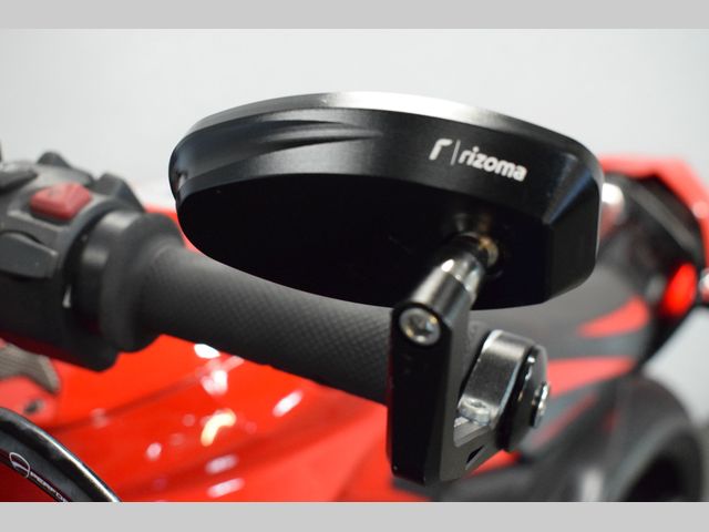 ducati - streetfighter-v4s