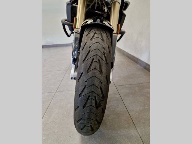 bmw - f-800-r