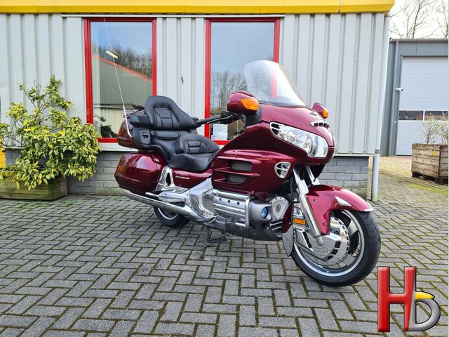 honda - gl-1800-goldwing