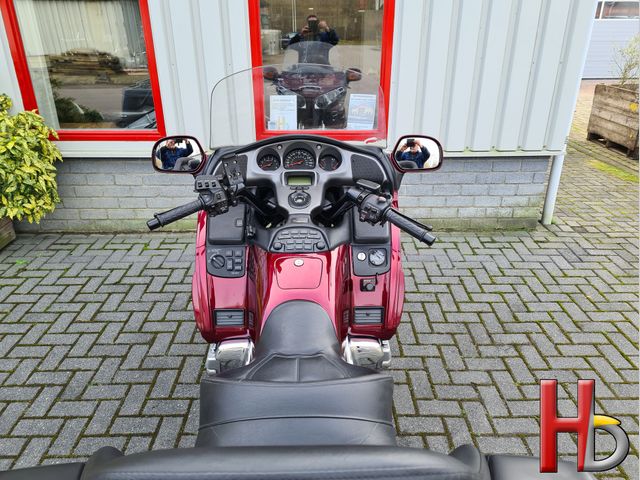honda - gl-1800-goldwing
