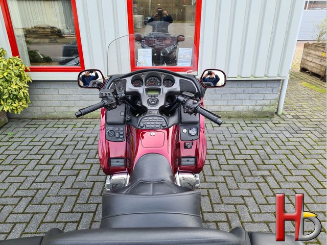 honda - gl-1800-goldwing