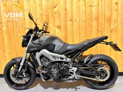 YAMAHA MT 09 ABS – foto 4