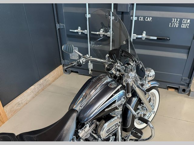 harley-davidson - softail-deluxe-flstnse-cvo