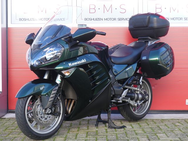 kawasaki - gtr-1400-grand-tourer