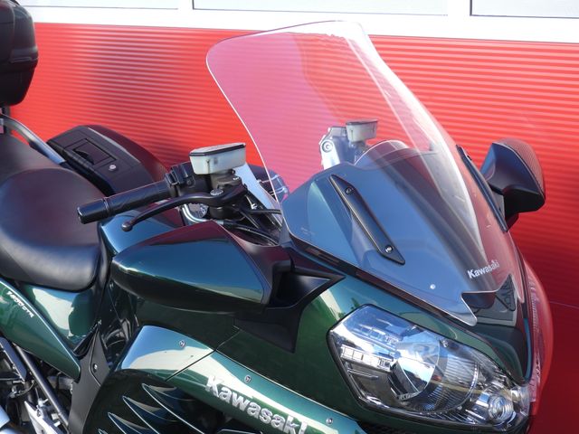 kawasaki - gtr-1400-grand-tourer