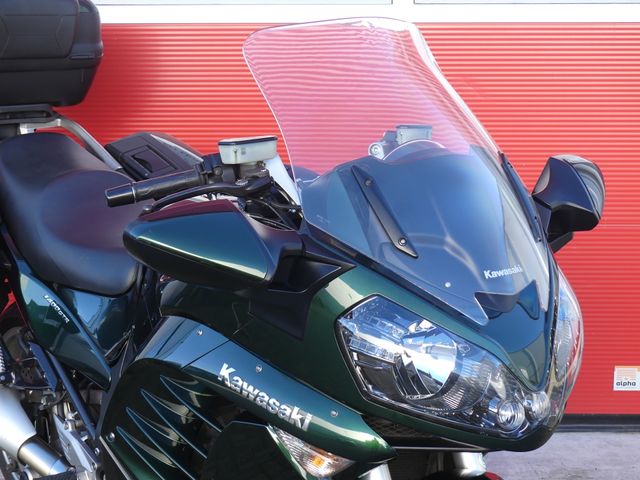 kawasaki - gtr-1400-grand-tourer