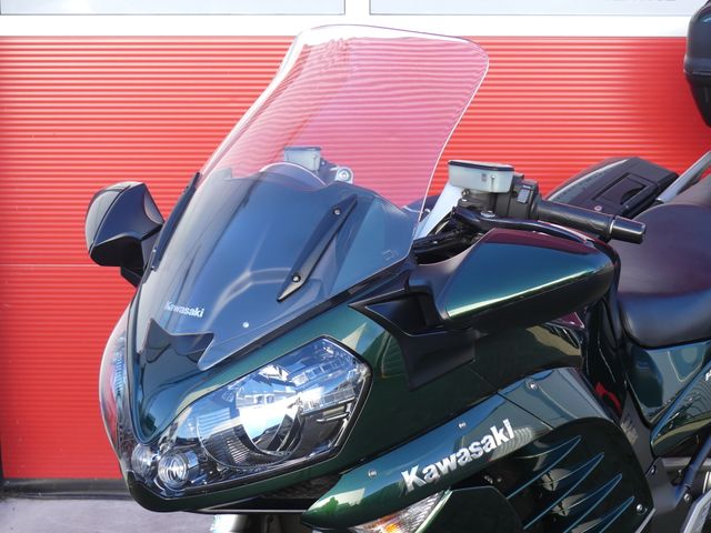 kawasaki - gtr-1400-grand-tourer