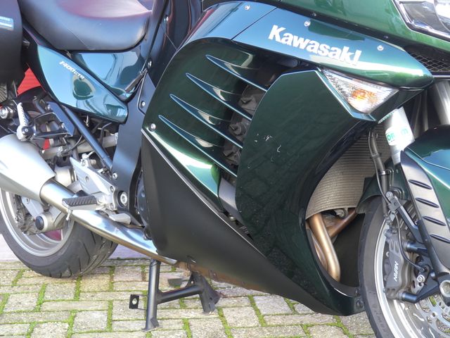 kawasaki - gtr-1400-grand-tourer