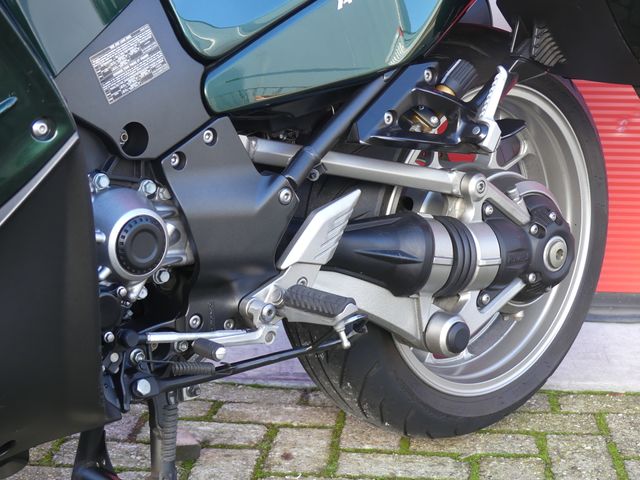 kawasaki - gtr-1400-grand-tourer