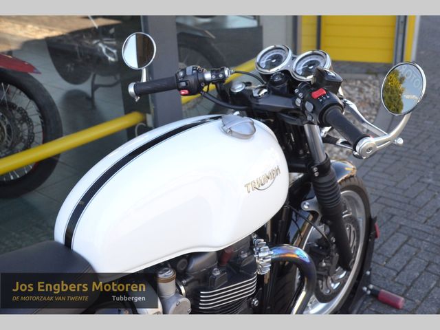 triumph - thruxton-1200